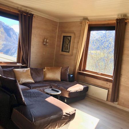 Apartment With Lake View In Jolster Årdal Екстериор снимка
