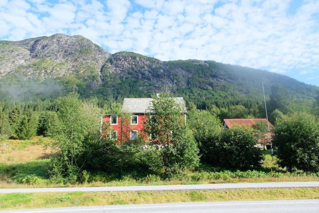 Apartment With Lake View In Jolster Årdal Екстериор снимка