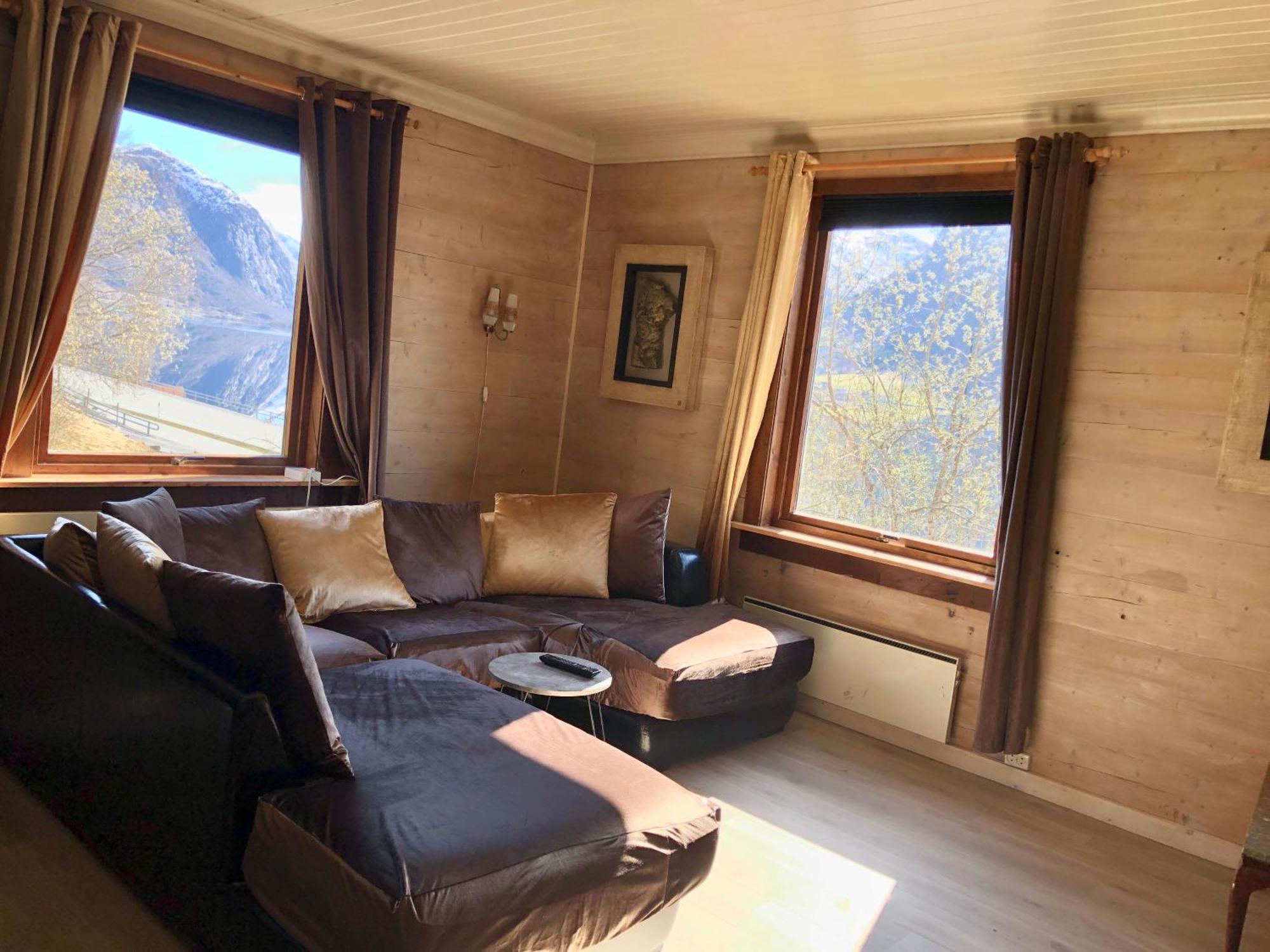 Apartment With Lake View In Jolster Årdal Екстериор снимка